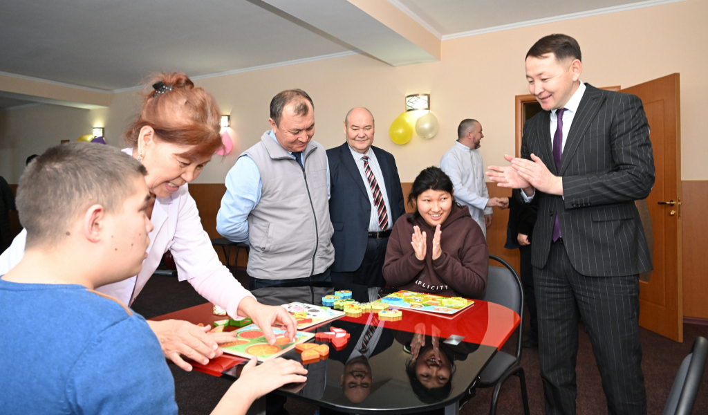 Janǵa saıa ortalyq