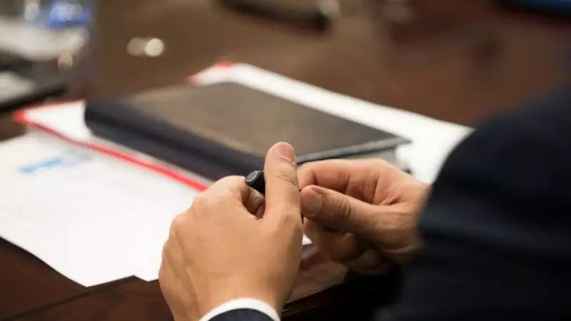 Depýtat Qazaqstanda jańa komıtet qurýdy usyndy