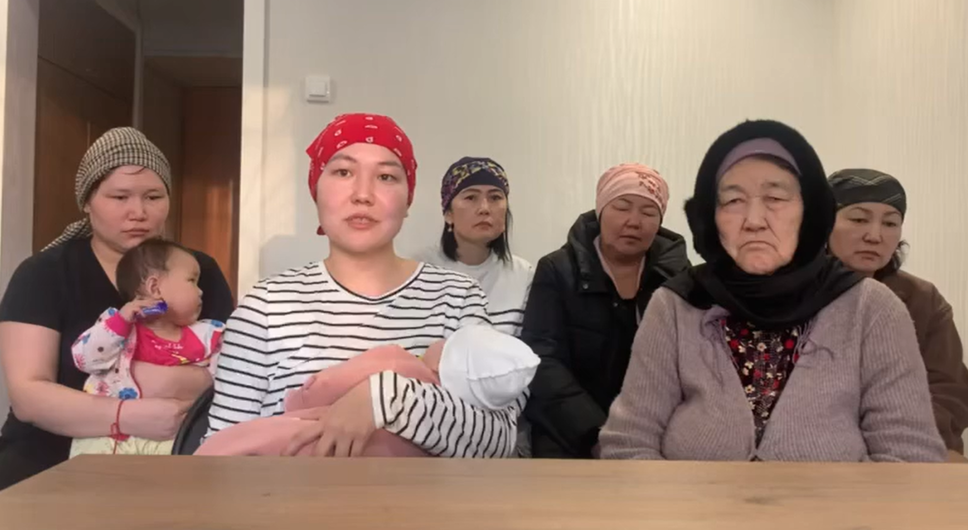 Belgili jýrnalıst otbasyndaǵy qaıǵyly jaǵdaıdy aıtyp, Prezıdentten kómek surady