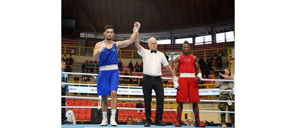 Lısenzııalyq týrnır: Nurbek Oralbaı qarsylasyn utty