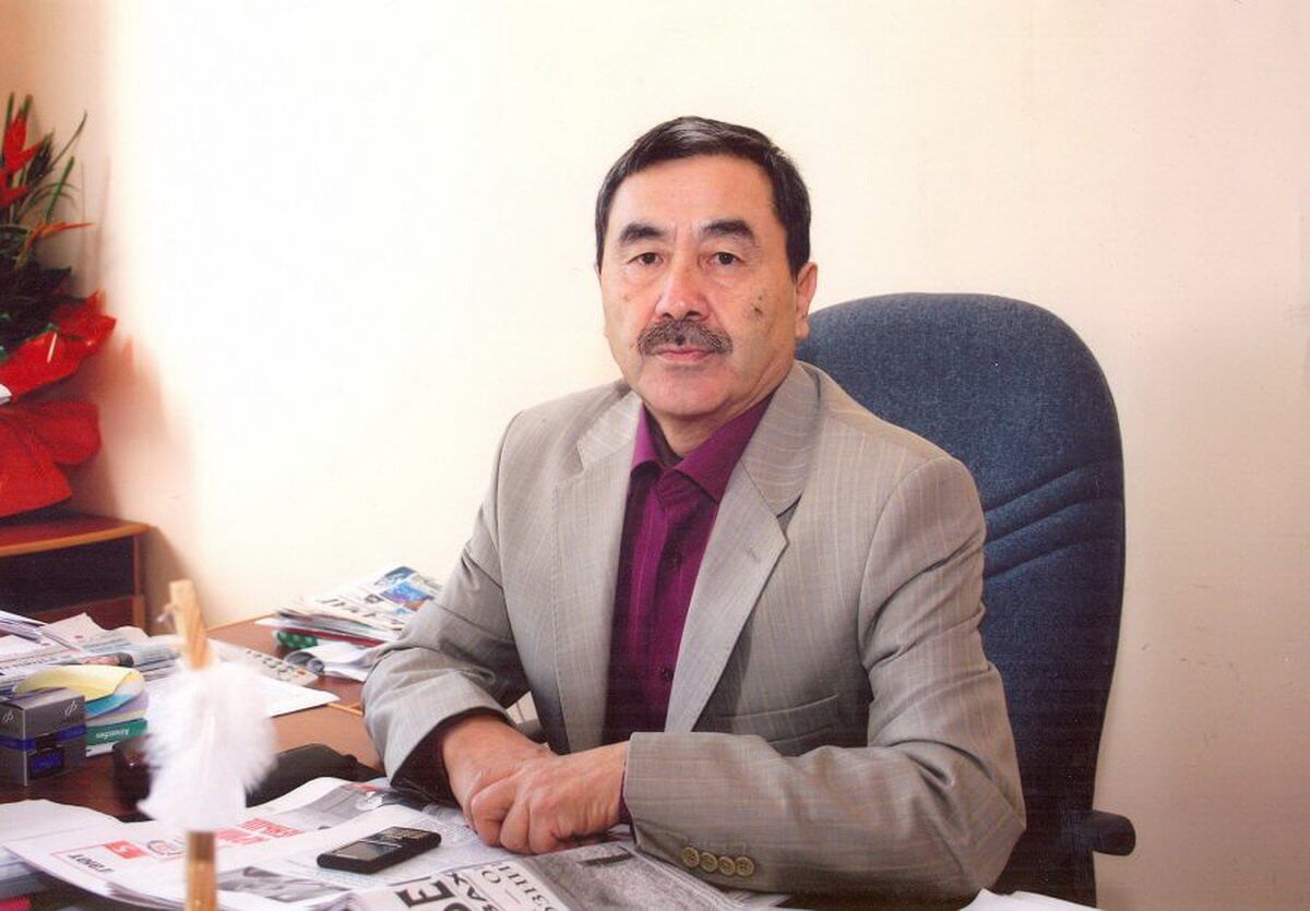 Qosh, kórkemsózdiń aq semseri!