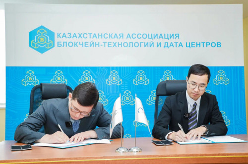 Álemdegi kóshbasshy kompanııa elimizdegi blokcheın-tehnologııalar qaýymdastyǵynyń múshesi boldy