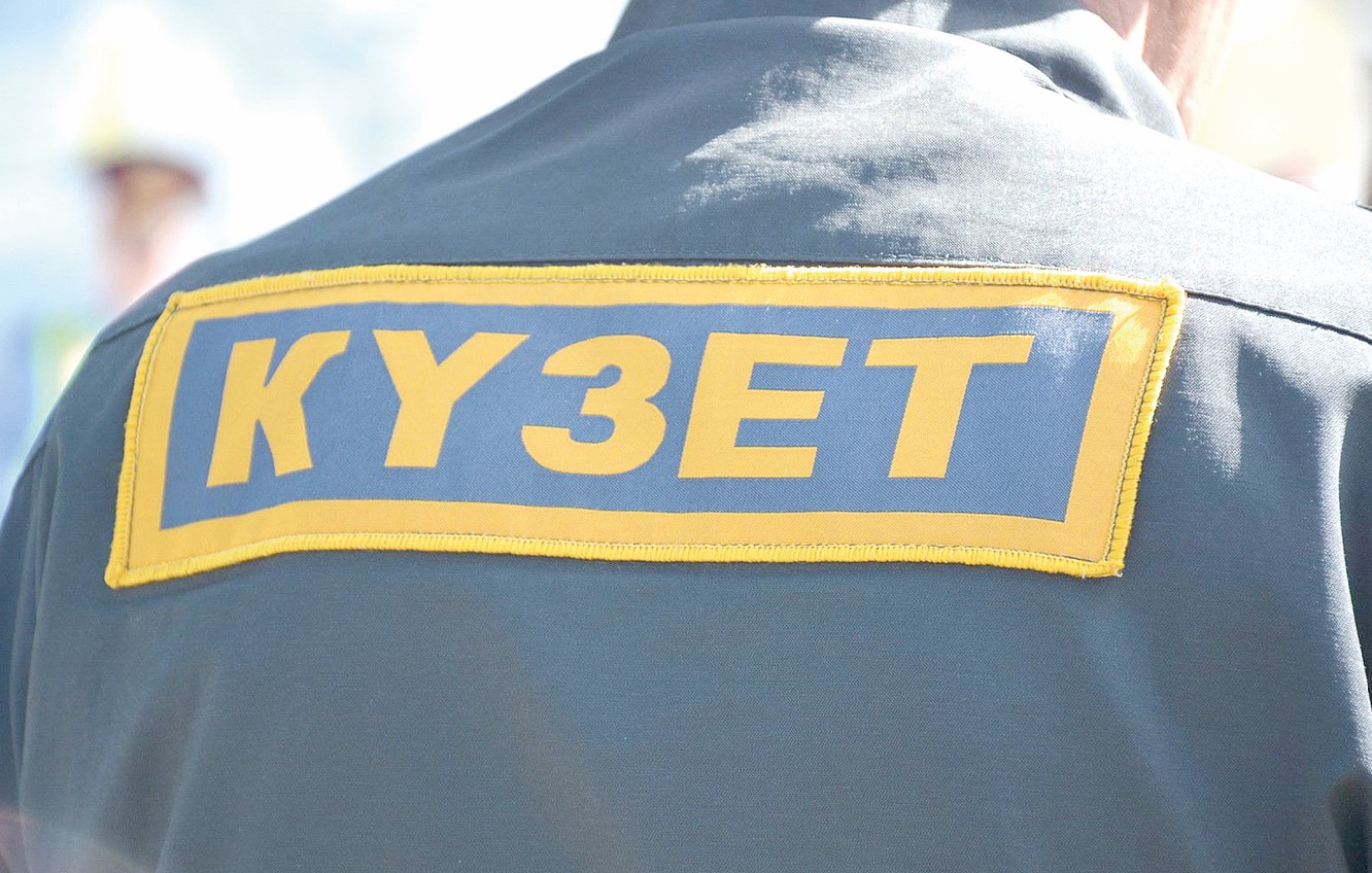 Mektep kúzetine kúmán bar