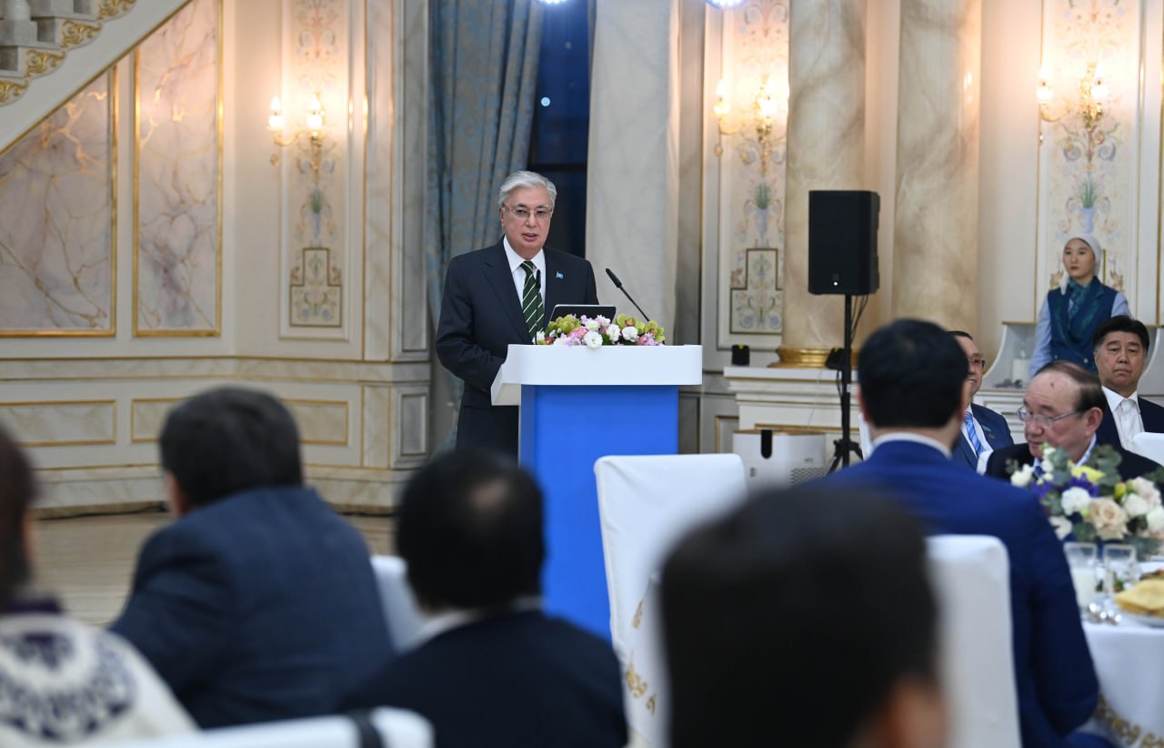 Prezıdent atynan Ulttyq quryltaı qatysýshylaryna aýyzashar berildi