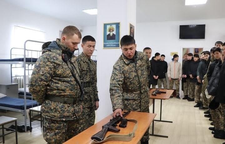 Aqjaıyqtan – 600 sarbaz