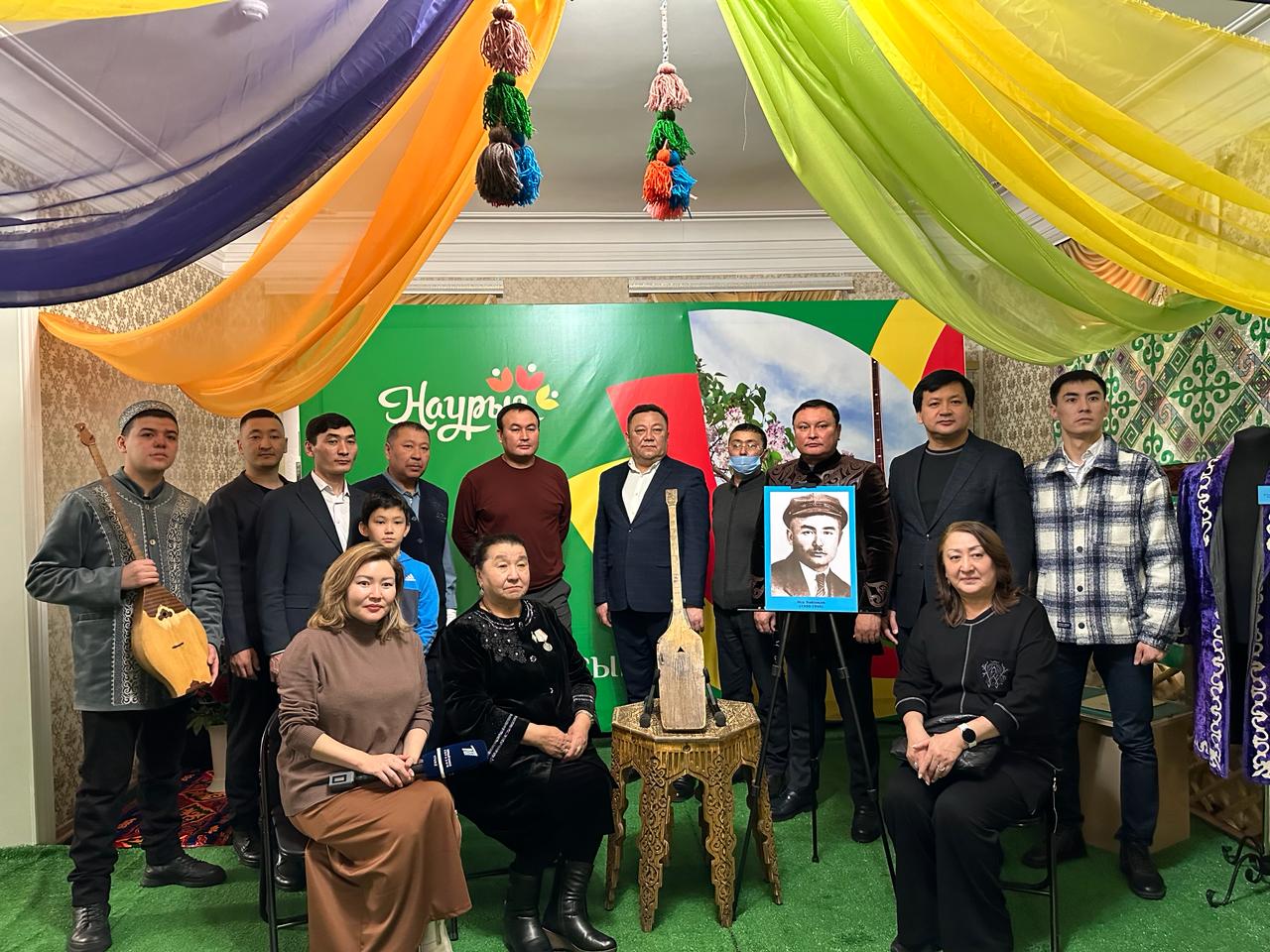 Isa aqynnan qalǵan dombyra