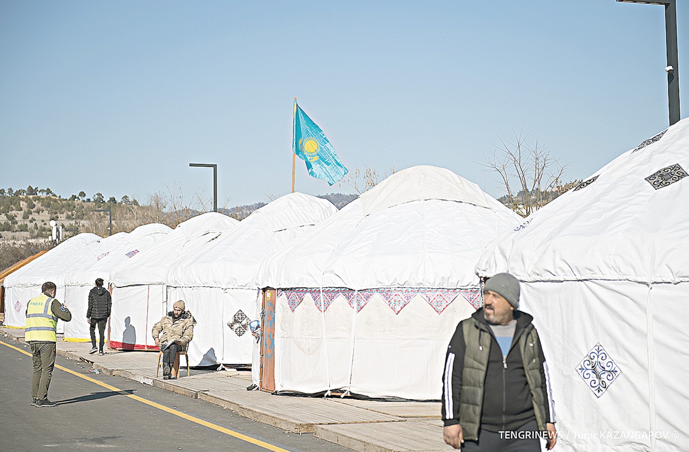 Zilzalada pana bolǵan kıiz úı: Túrkııaǵa degen rııasyz peıilimizdi kórsetti