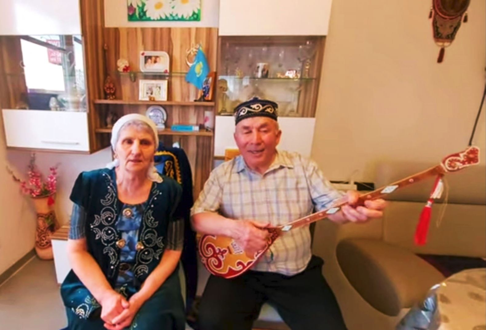 «Adamnan aýyl kóshpeıdi...»