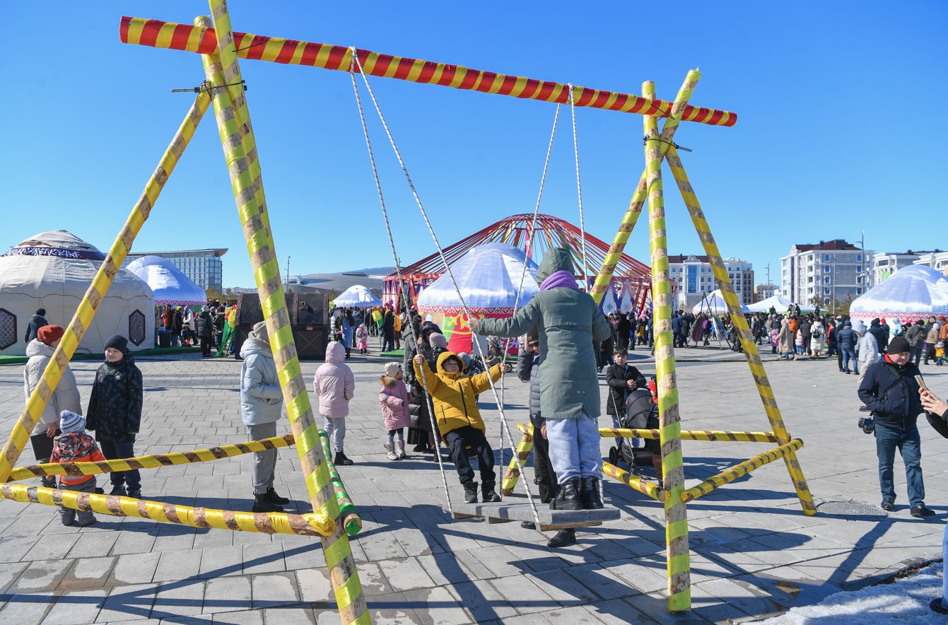 Túrki álemi: kesheden – keleshekke