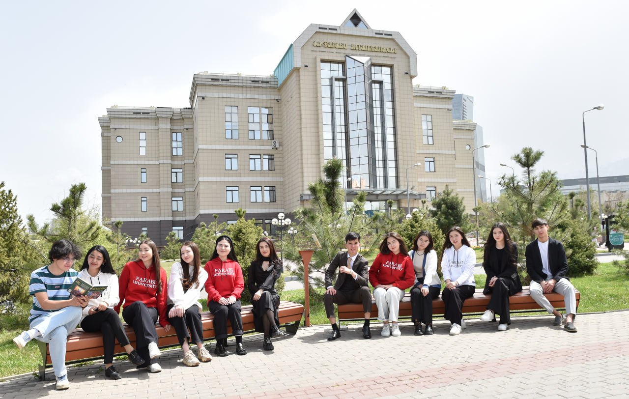 Adal eńbek nátıjege jetkizedi