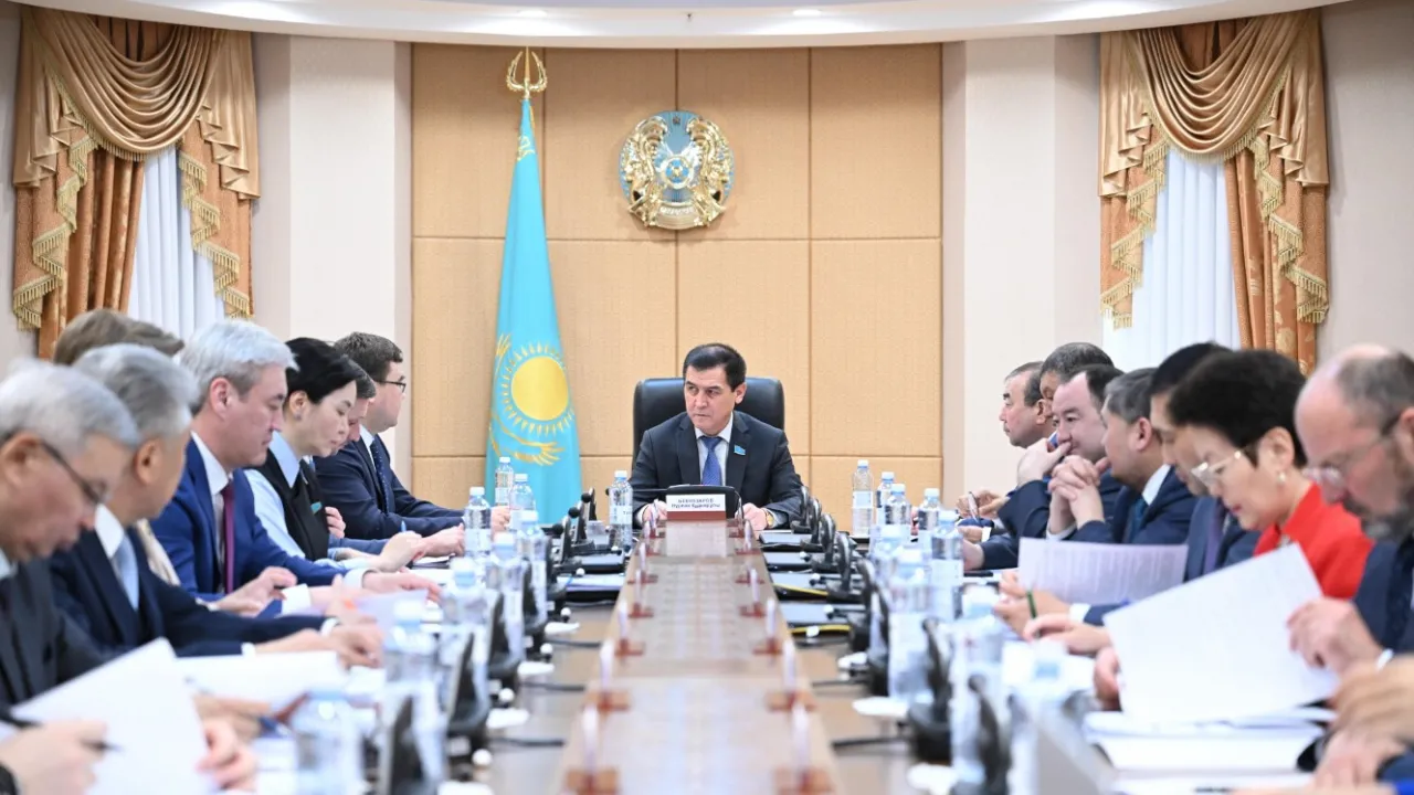 Quqyqtyq bilim berýdiń basty máselesi