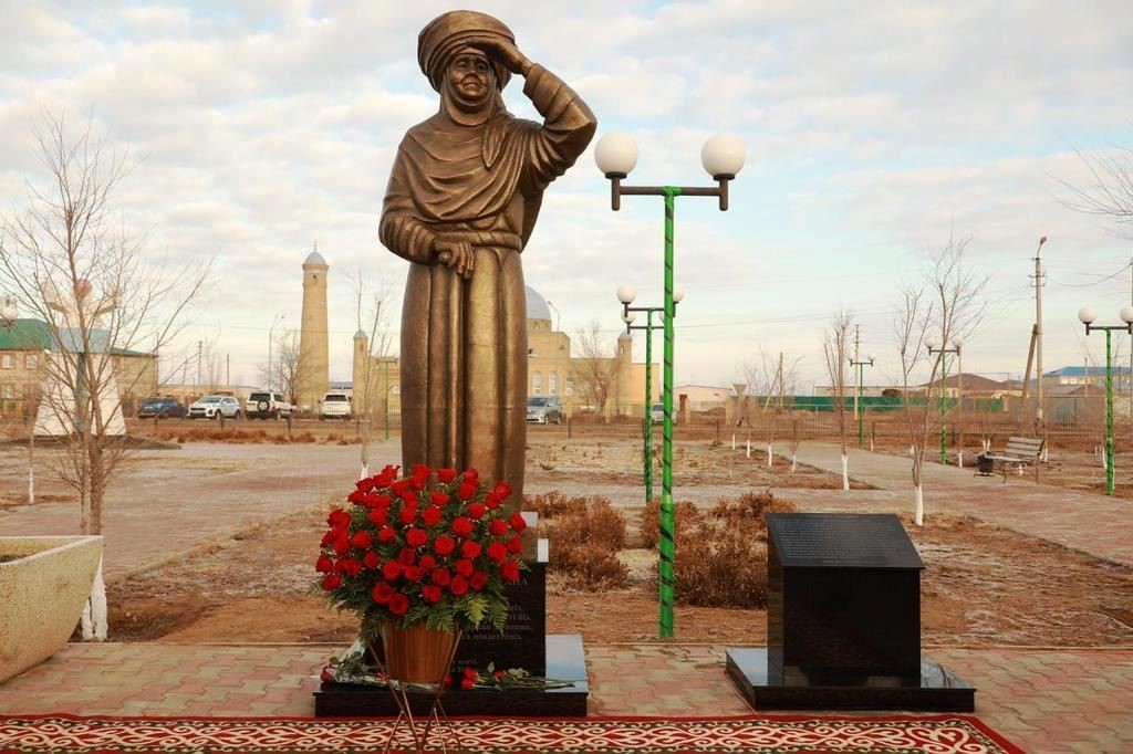 «Qaıran bizdiń shesheler...»