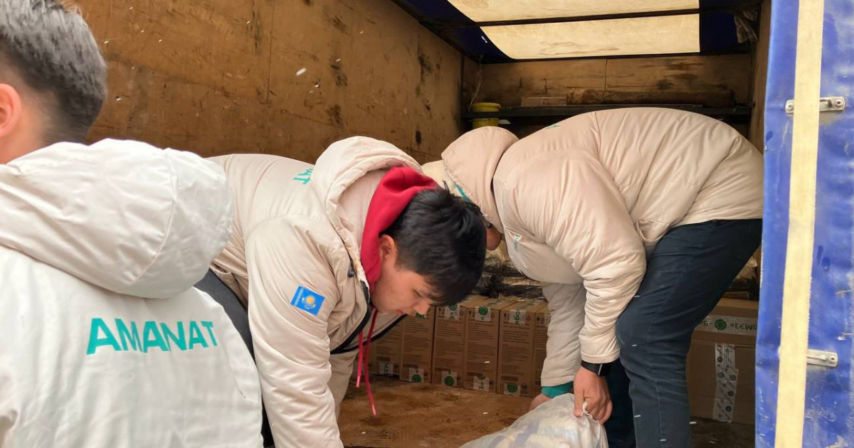 Alǵashqy kómek legi