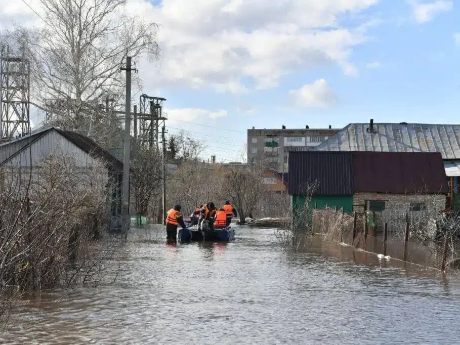Aqtóbe oblysynda zardap shekken aýyl turǵyndary aýdan ortalyǵyna kóshiriledi