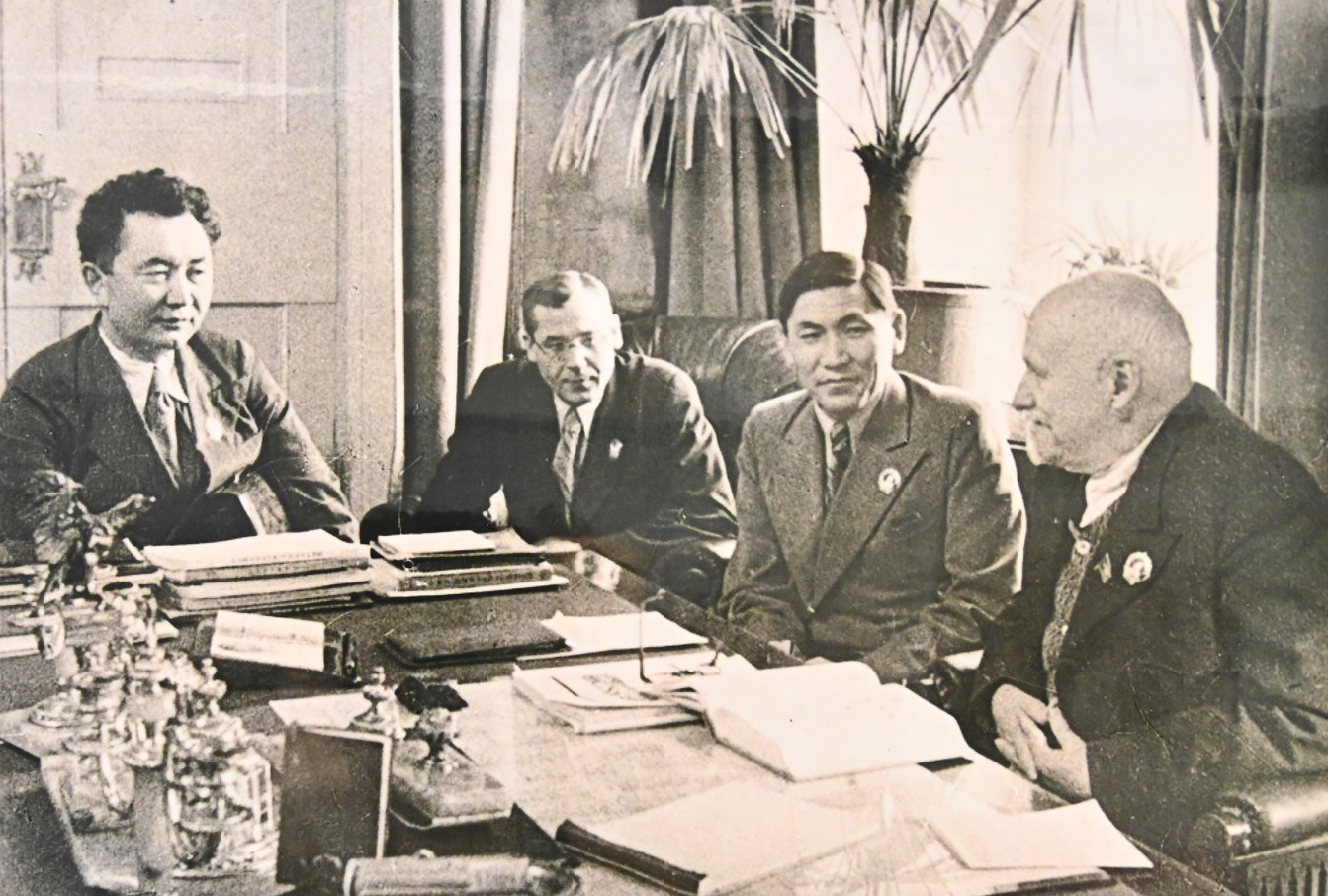 Qanysh Sátbaev jáne otandyq ǵylym