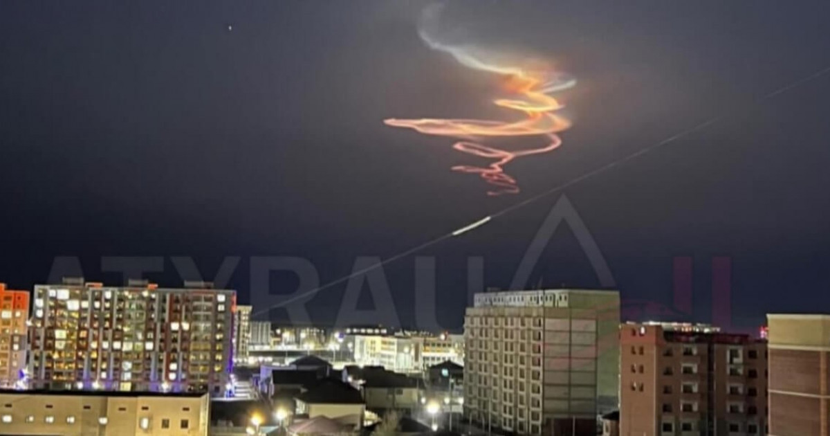 Atyraý turǵyndary aspandaǵy erekshe kóriniske kýá boldy