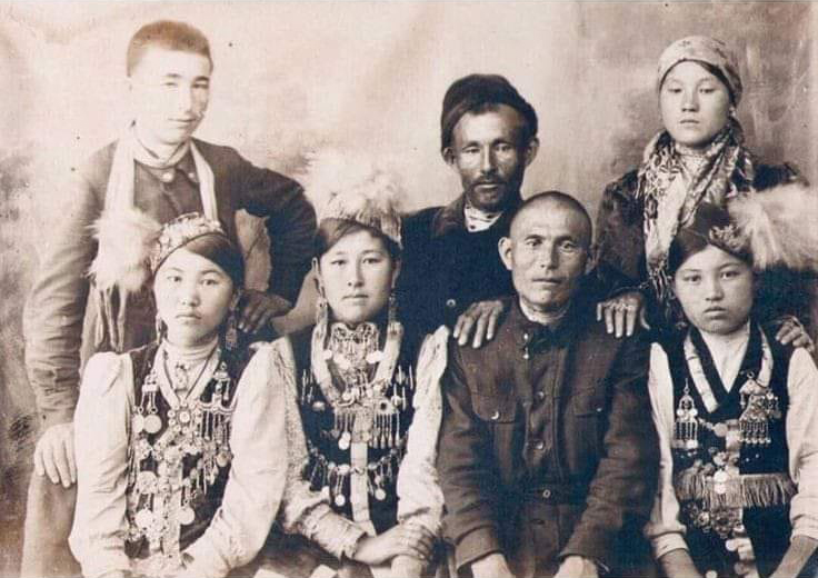 Úki men sholpynyń úılesimi