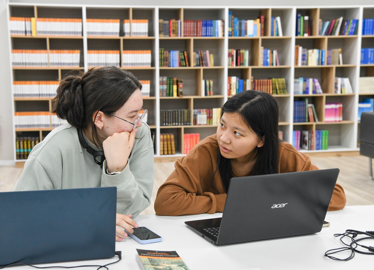 Jas urpaqty kitap oqýǵa qalaı baýlımyz?