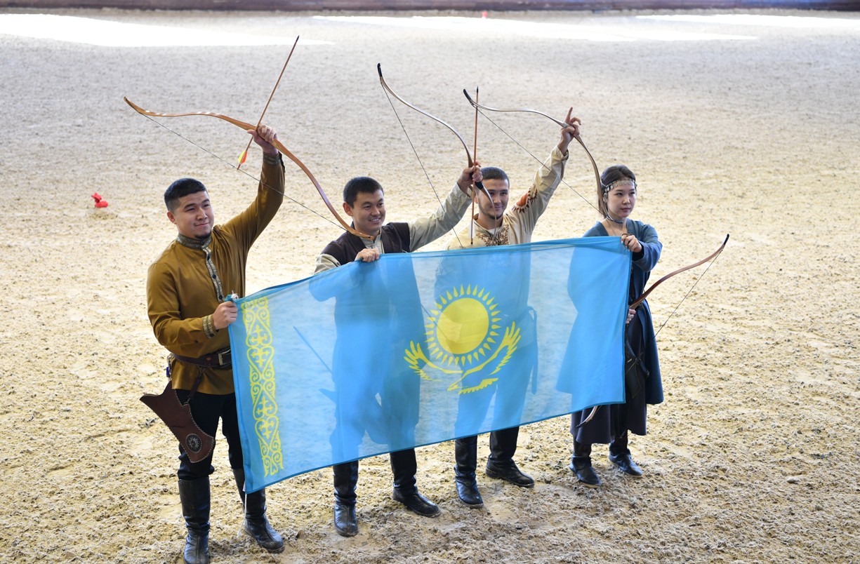 Kóshpeliler oıynyna qanshalyqty daıynbyz?