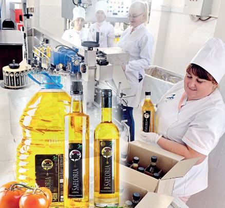 «Saf loria» maıy – sapaly ónim