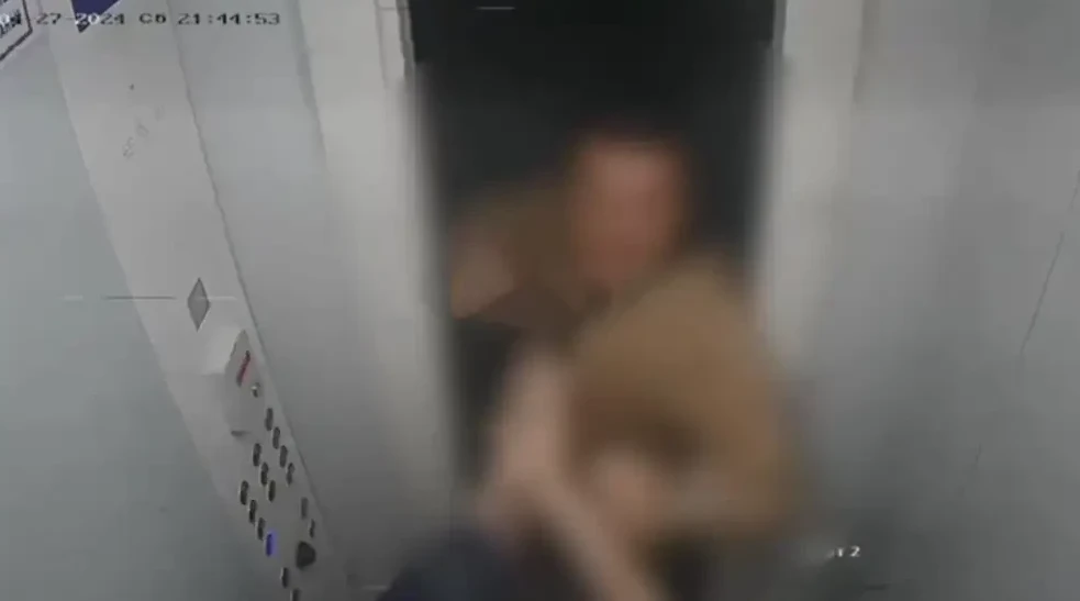 Lıftte áıelin urǵan aqtaýlyq jazalanady