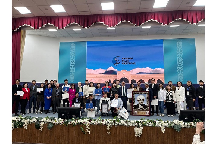 Alǵash ret Túrki áleminiń kınofestıvali ótti