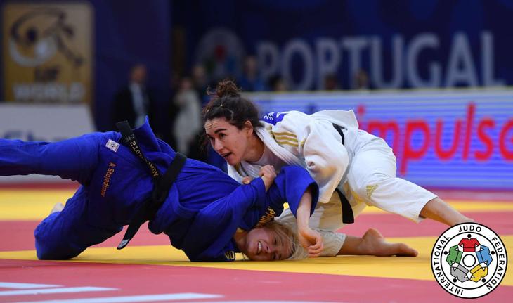 Abý-Dabıde de – Ábıba