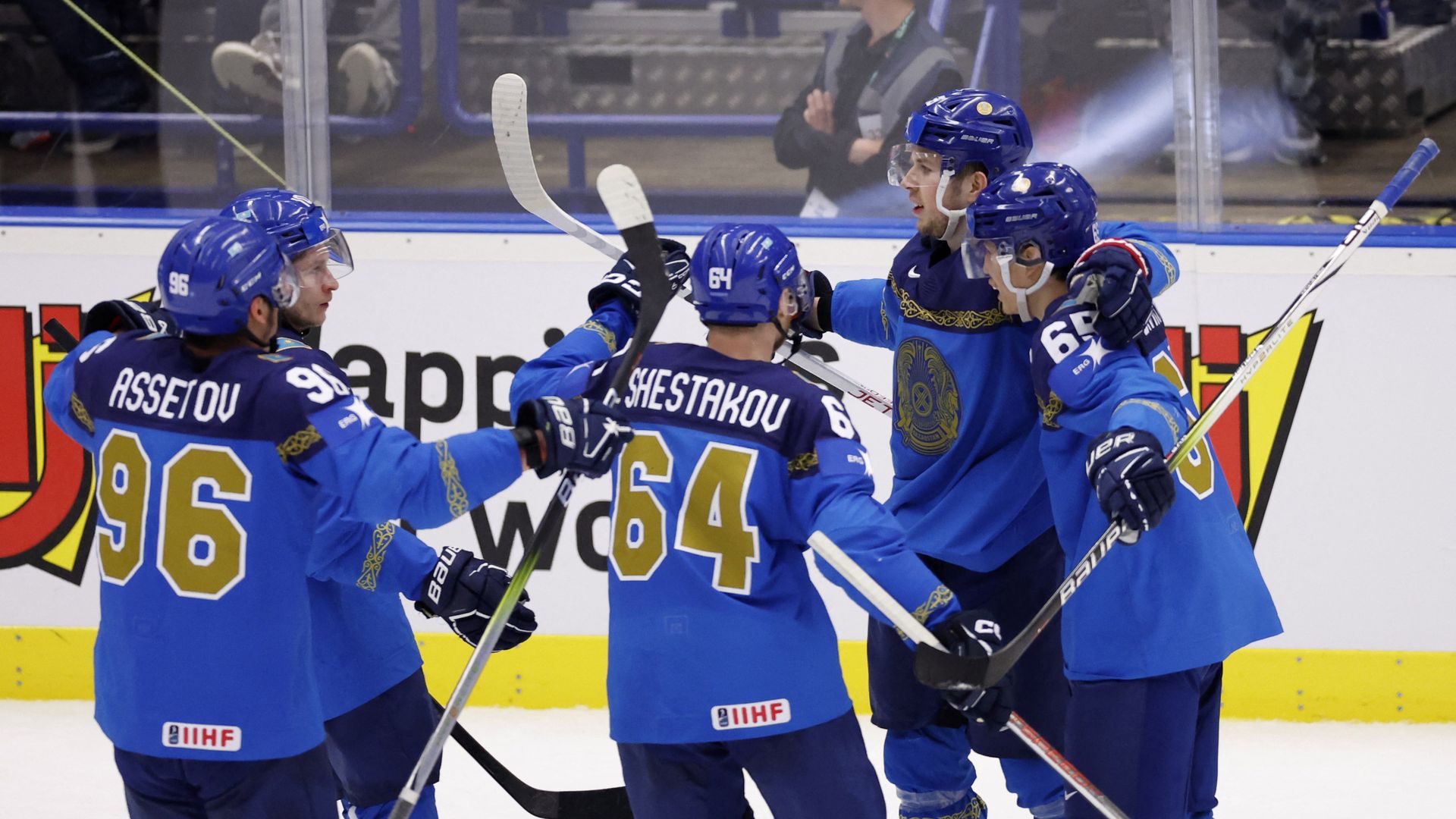 Elıtalyq dıvızıonda qaldy