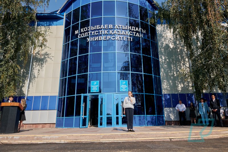 Rektorsyz ýnıversıtet