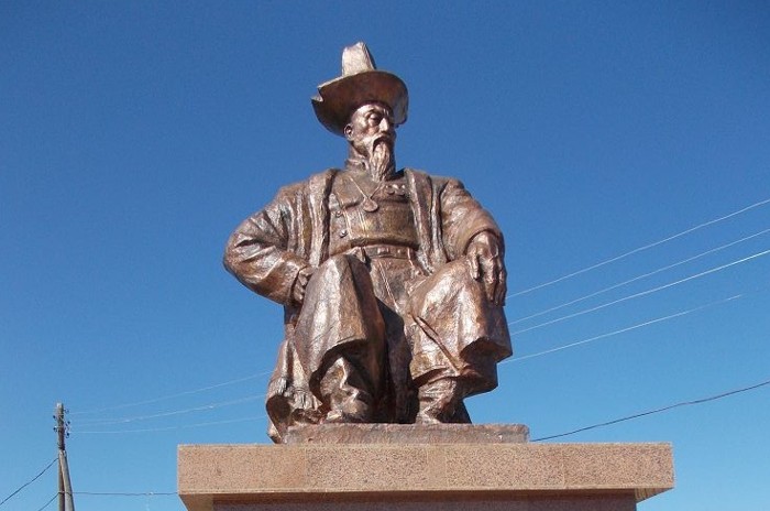 Qunanbaıdyń dúbirli toıy