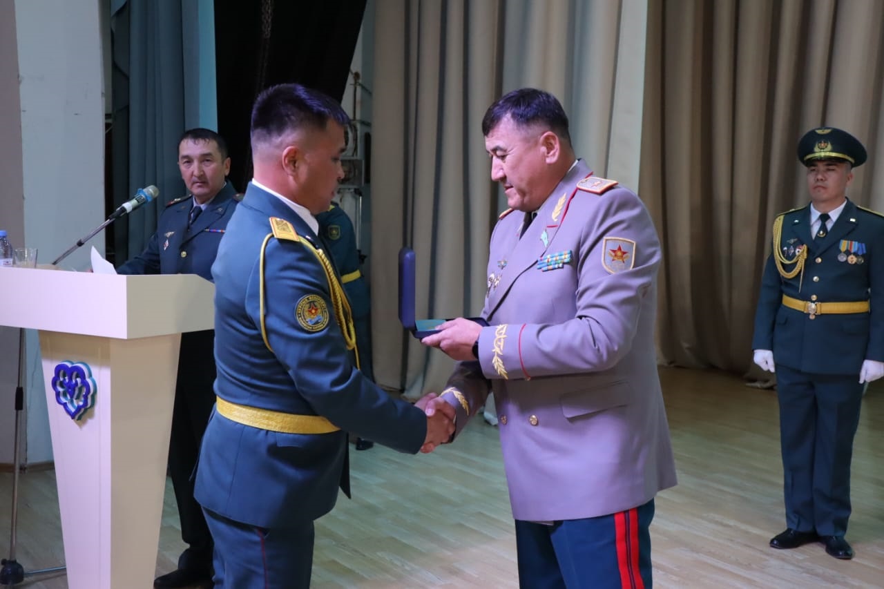 El qorǵany –  er amanaty