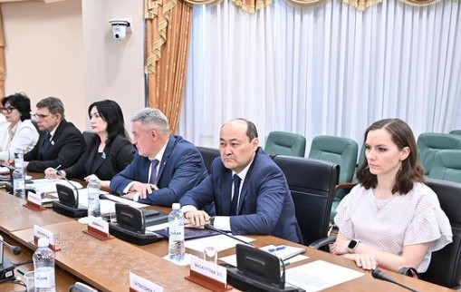 Jańa qujattyń júgi salmaqty