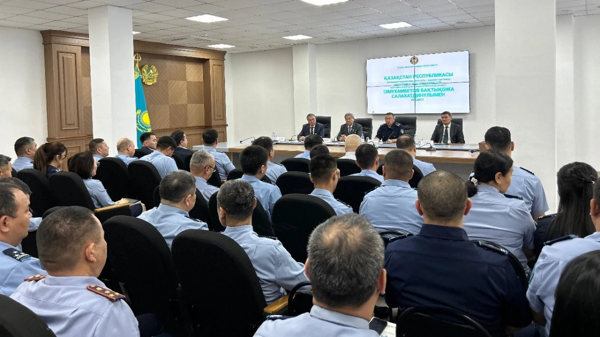 Tártip saqshylaryn qoldaý qajet