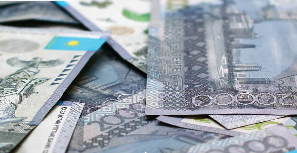 Qazaqstanda taǵy qandaı banknottar aýysady?