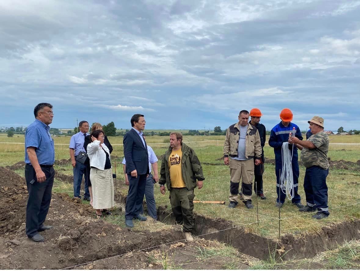 Depýtat Abaı oblysy turǵyndarynyń máselelerin tyńdady  