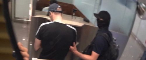 Adam óltirmek bolǵan kúdikti qolǵa tústi