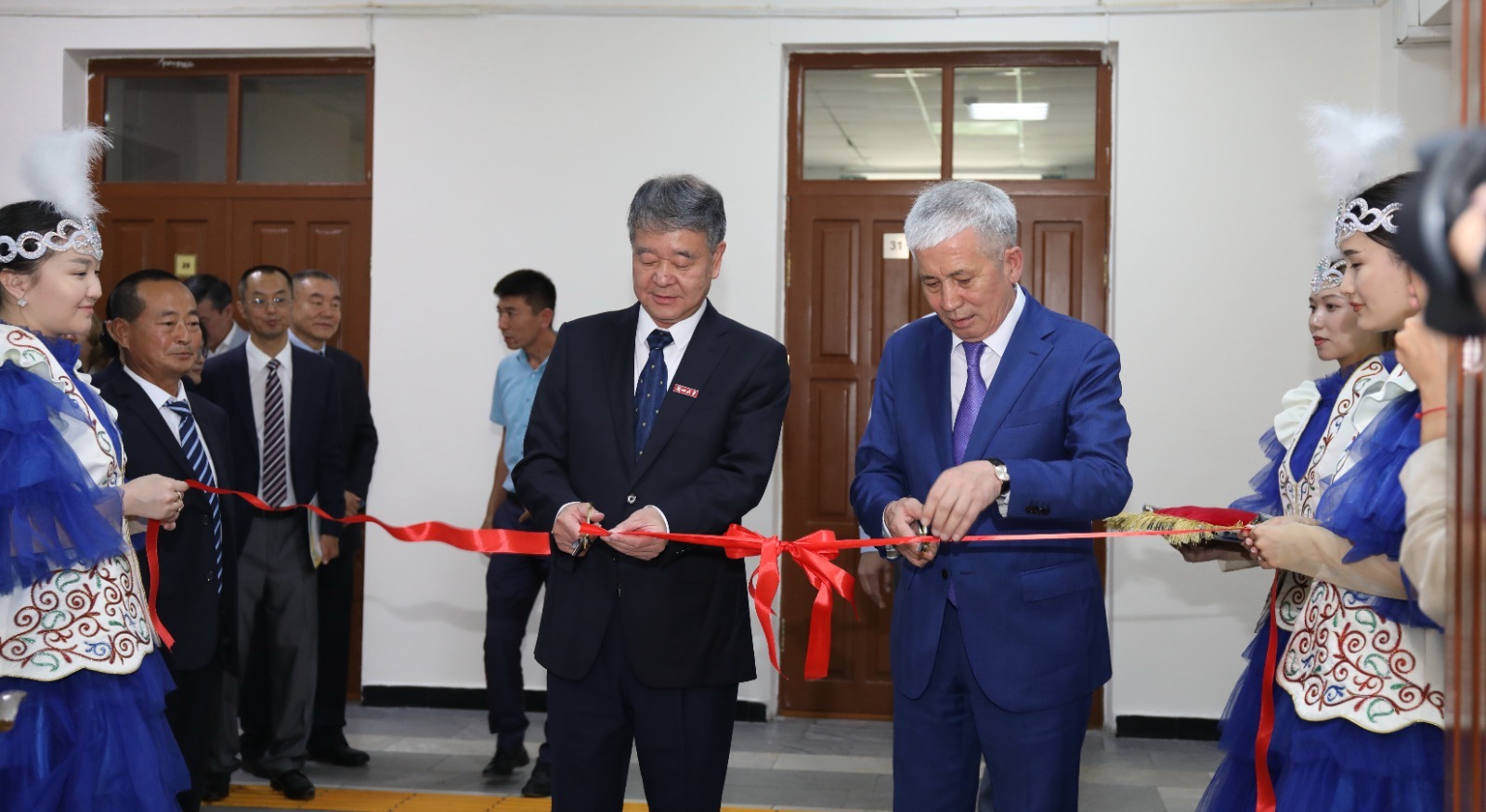 Qazaq agrarlyq ýnıversıtetinde aqyldy aýyl sharýashylyǵy ortalyǵy ashyldy