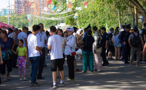 Jumystyń túr-túrin usynǵan jármeńke