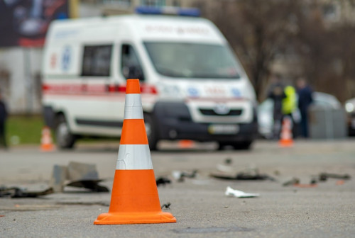 Almatyda  taǵy avtobýstyń qatysýymen jol apaty bolyp, 2 adam qaza tapty