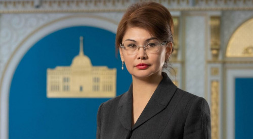 Aıda Balaeva akkredıtasııalaý máselesine qatysty túsinikteme berdi