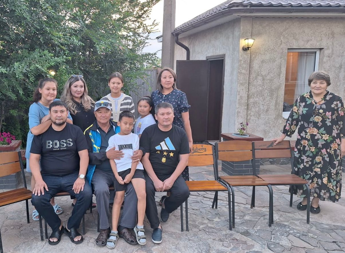 Esembek áýletiniń eseli eńbegi