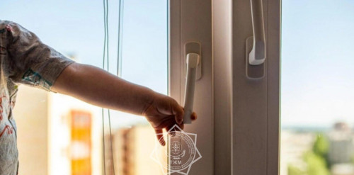 Rýdnyıda 3 jasar bala terezeden qulap ketken