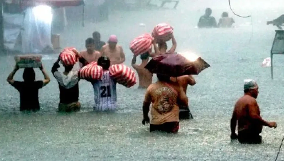 Fılıppındegi tasqyn saldarynan 16 adam kóz jumdy