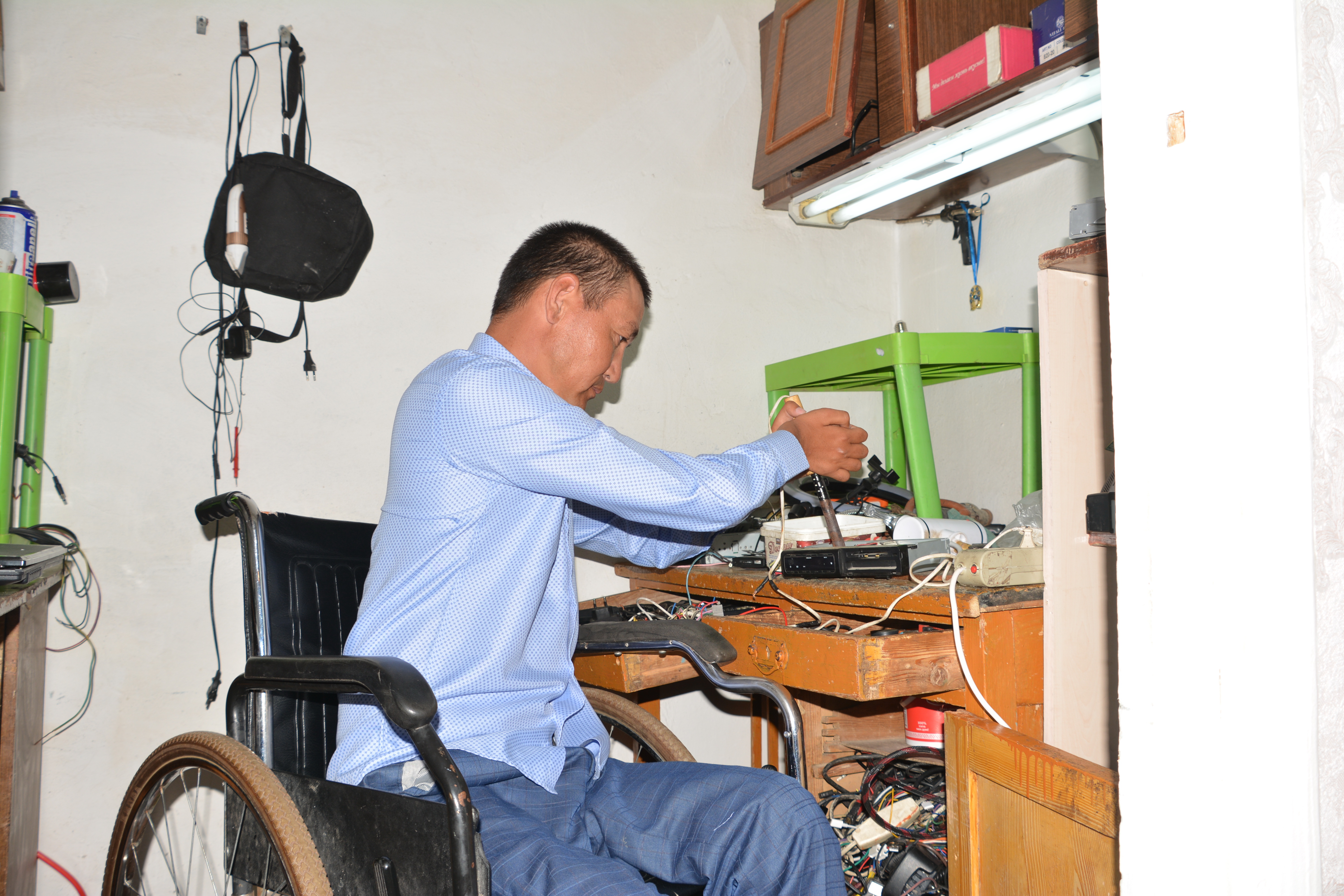 Tapsyrys túkpir-túkpirden túsedi