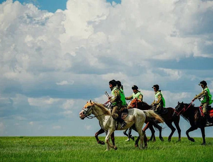«Uly dala joryǵy» halyqaralyq marafon-báıgesi ótedi