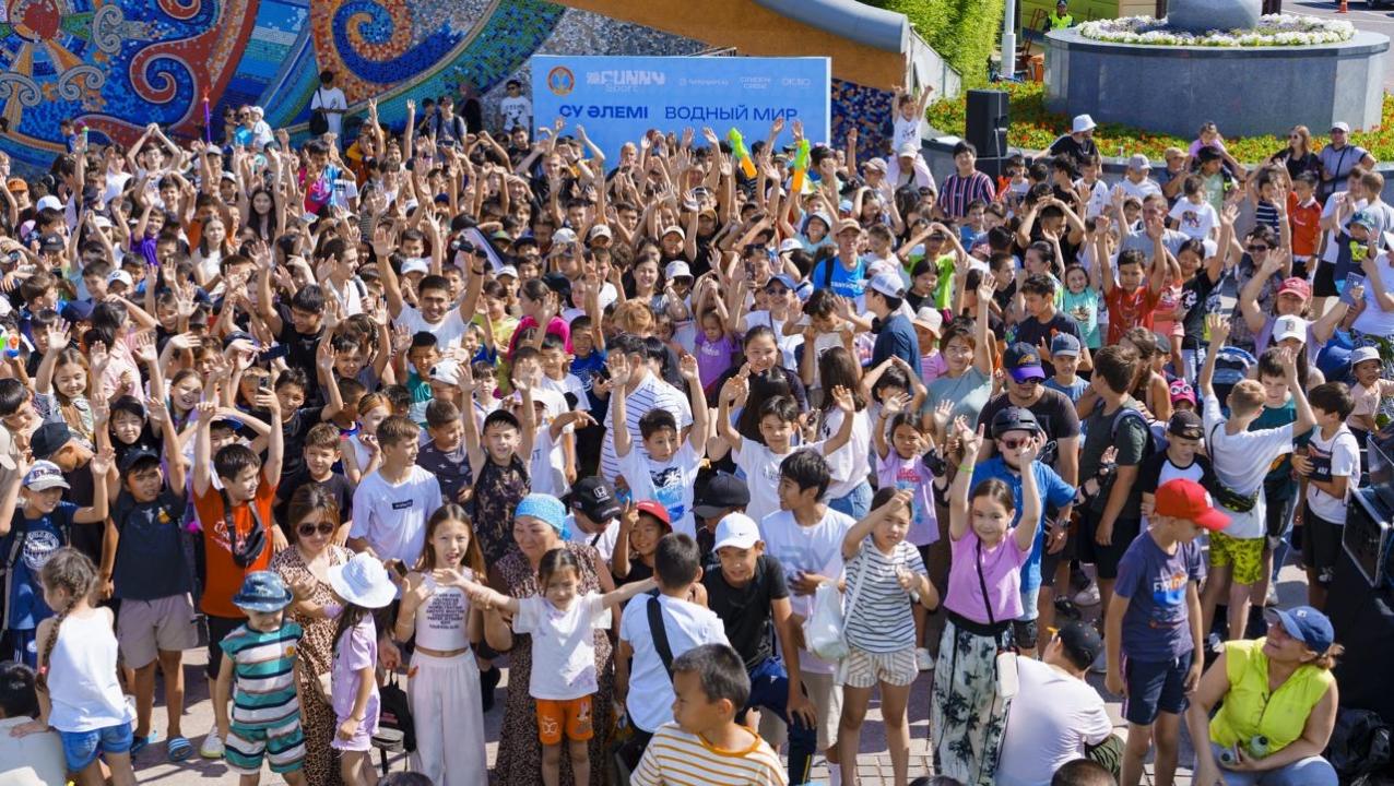 Astanada Ortalyq saıabaq aýmaǵy qoqystan tazartyldy