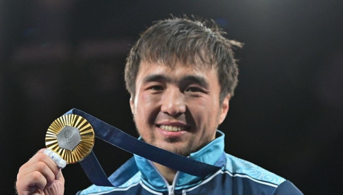 «44 jyl kúttirgen altyn»: Úshkempirovtyń armany oryndalǵan kún