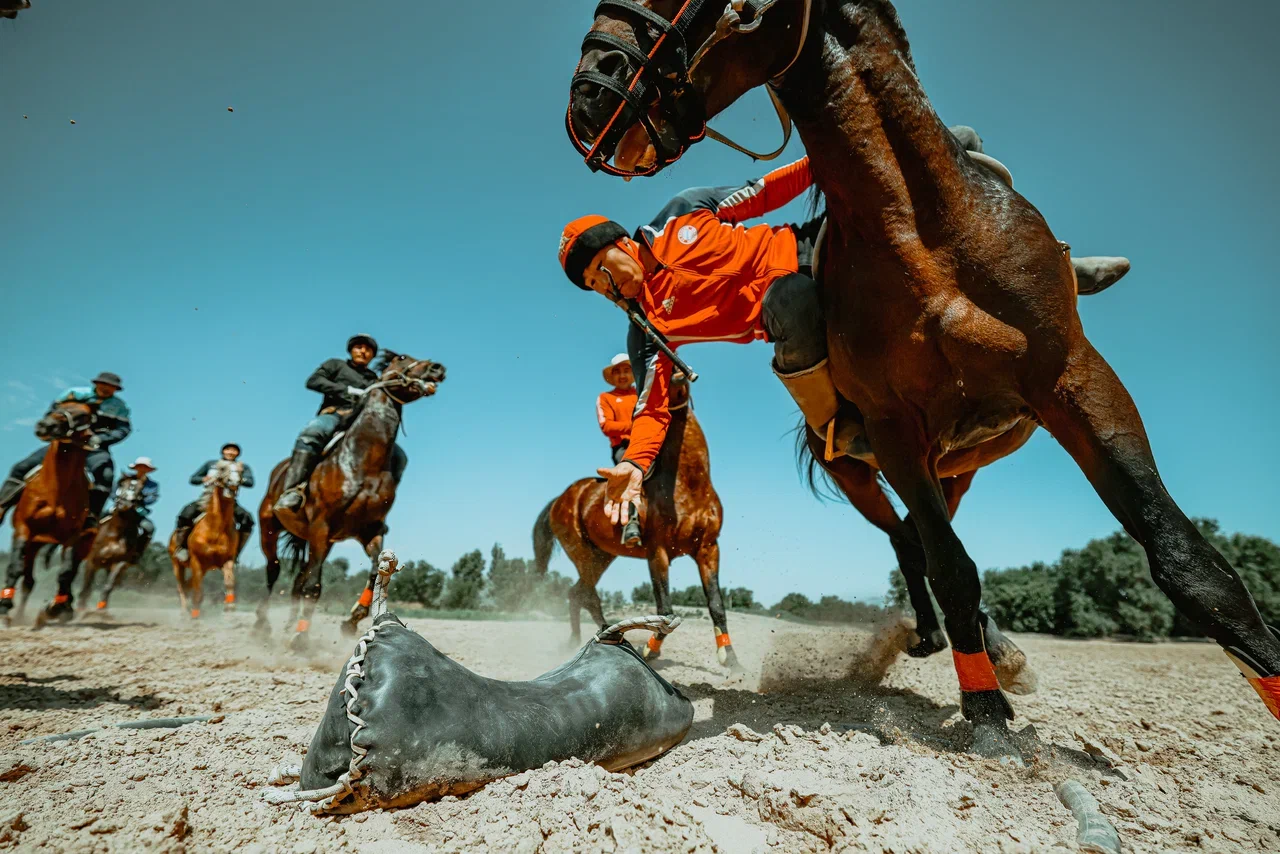 Kókparshylar Kóshpeliler oıyndaryna daıyndyqty kúsheıtken