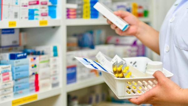 Elimizde dári-dármektiń baǵasyn onlaın baqylaýǵa bolatyn qosymsha paıda boldy