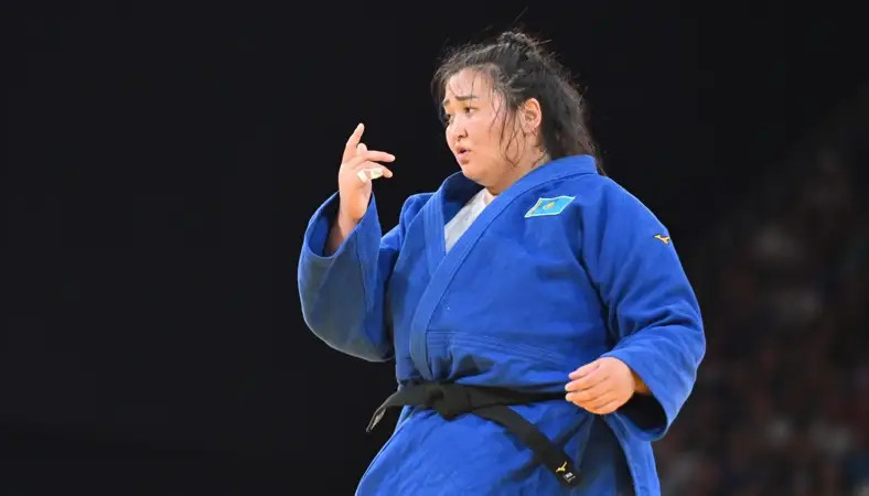 Parıj-2024: dzıýdoshy Kamıla Berliqash alǵashqy aınalymnan súrindi